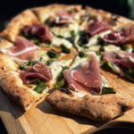 grüne Spargelpizza Rezept Header Foto