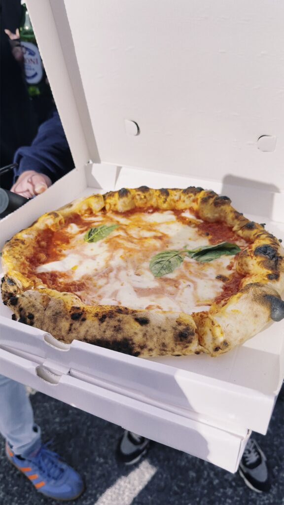Margherita von Vincenzo Capuano im direkten Vergleich – Blindverkostung in Neapels Altstadt